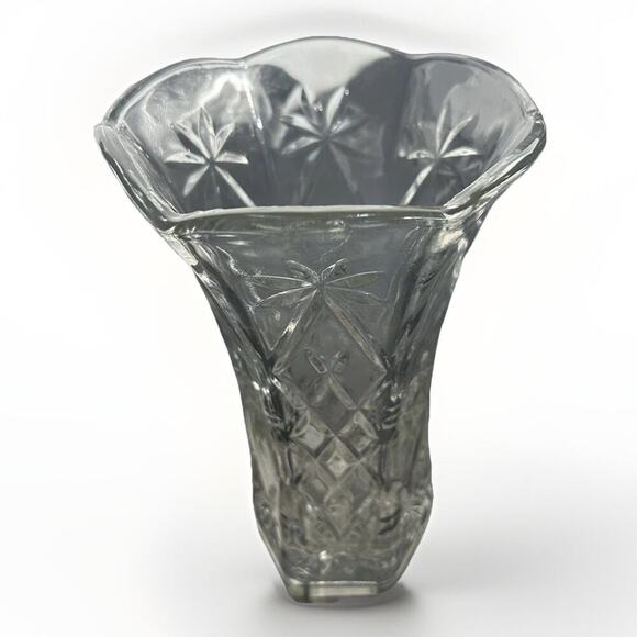Vintage Crystal Starburst Anchor Hocking Star of David Vase 8.5” Cut Glass Hexa - Picture 3 of 13